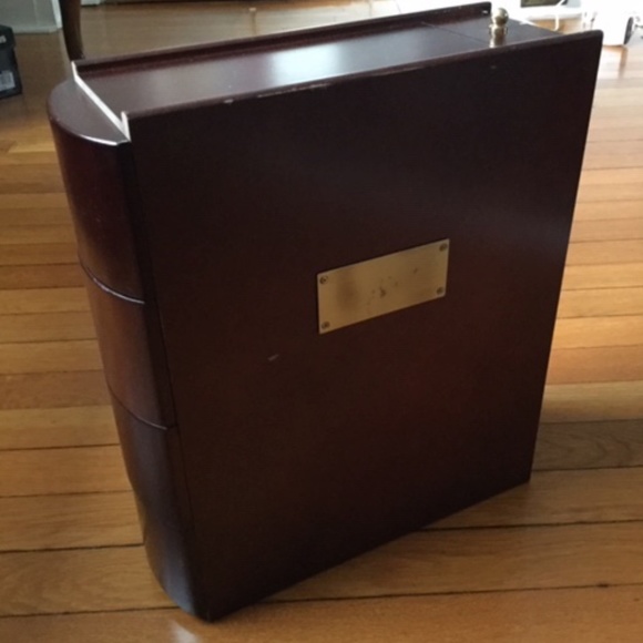 Vintage Other - Vintage Cigar Humidor Box Holder Cedar lined